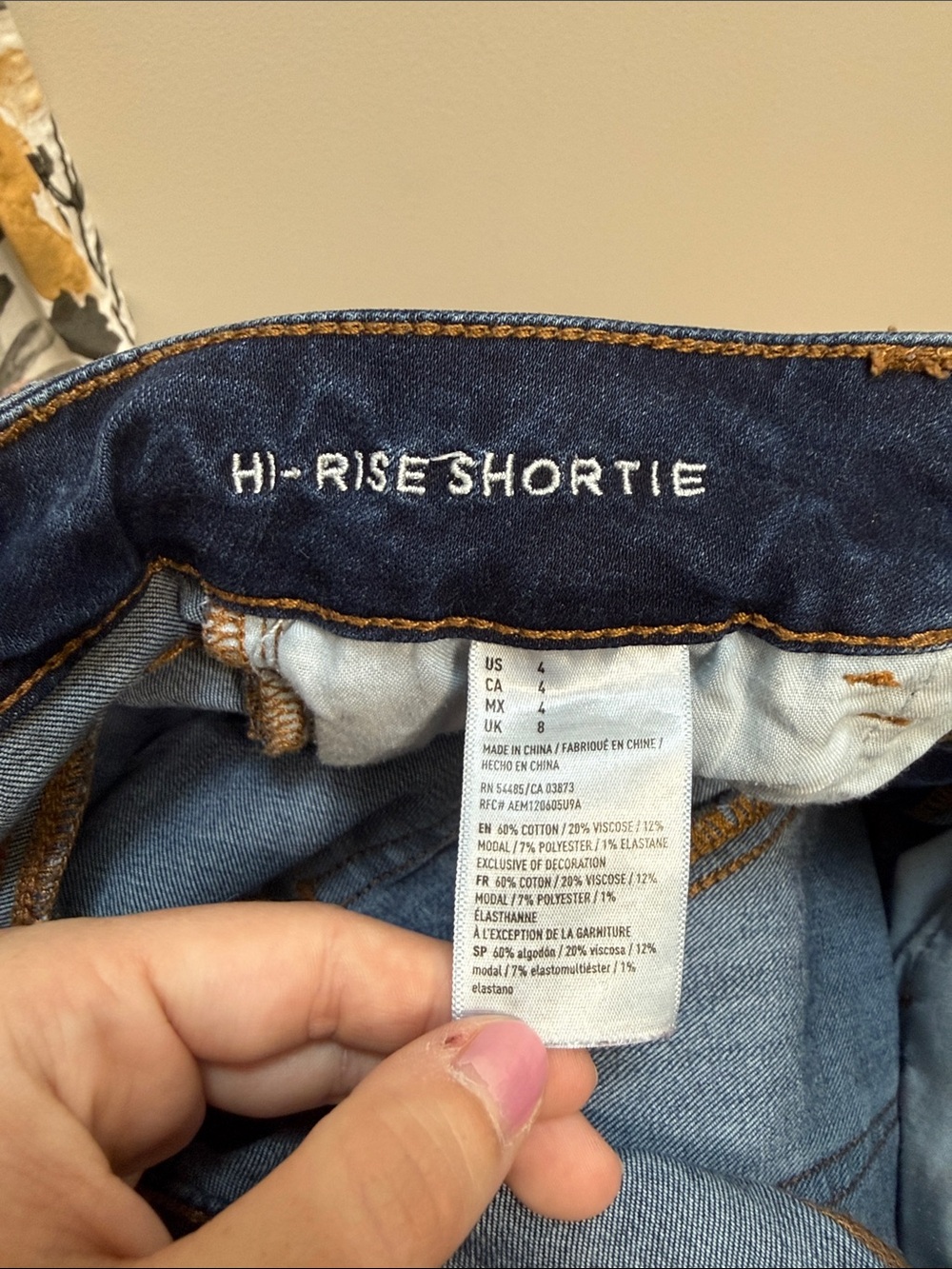Women’s American Eagle Outfitters Hi-Rise Shortie Denim Shorts. Sz 4 - Picture 7 of 12